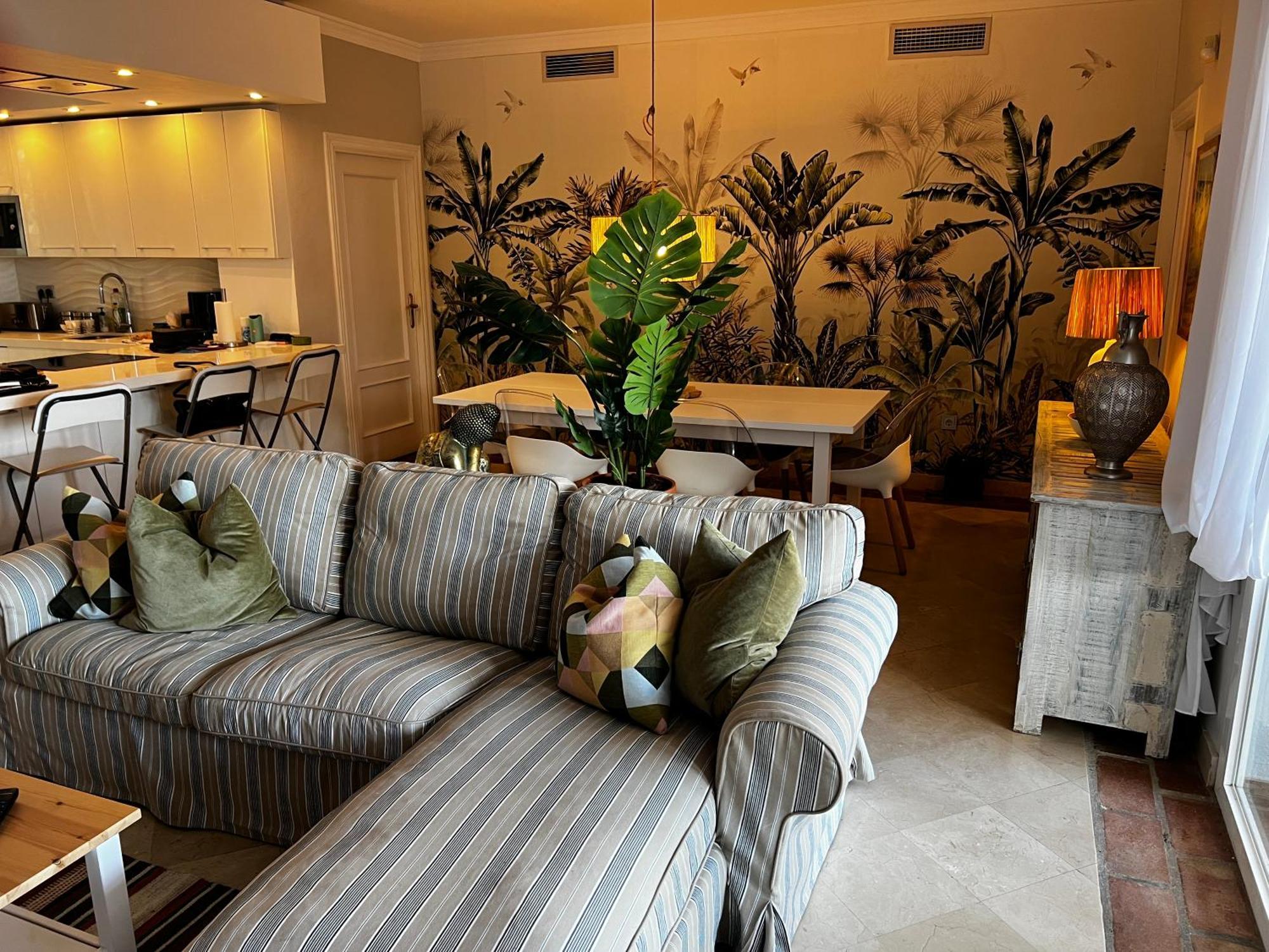 Appartement By The La Perla De La Bahia, Casares Costa